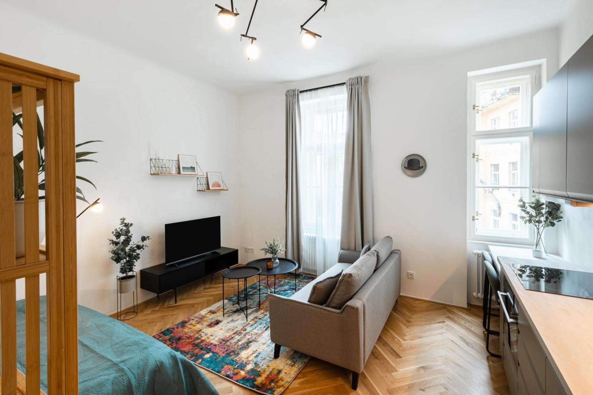 Sunny In The Center Of Vrsovice Apartamento